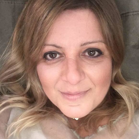 Meet your Posher, Joanne - Picture 1 of 1